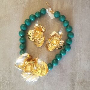 Gold and Green Beaded Necklace Set